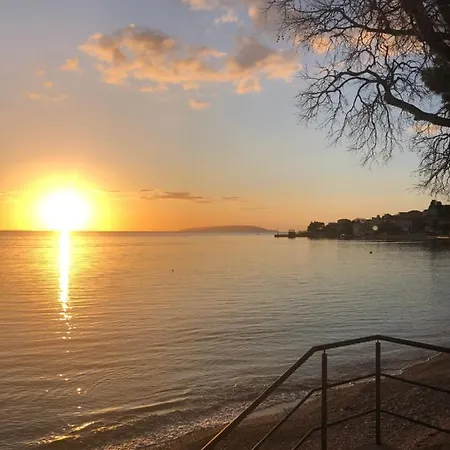 Ubytování v soukromí Rafael - 4 Minutes To The Gradac (Split-Dalmatia)